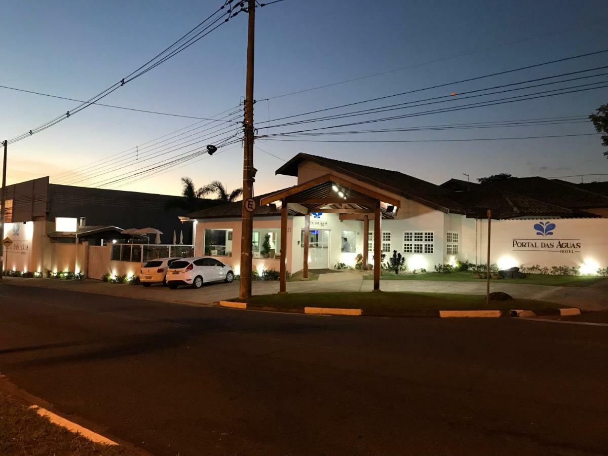 Hotel Portal Das Aguas Jaguariuna Exterior photo